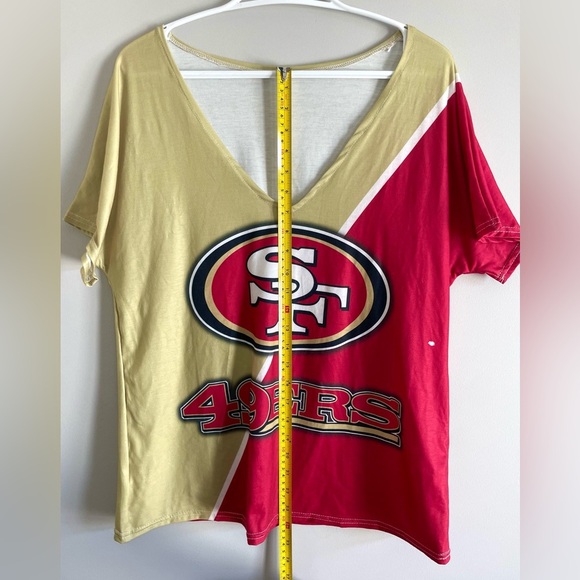 San Francisco 49ers Women's V-Neck Top - Red and Gold - Picture 5 of 6